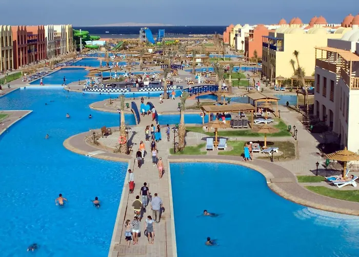 فندق شاطئ تيتانيك